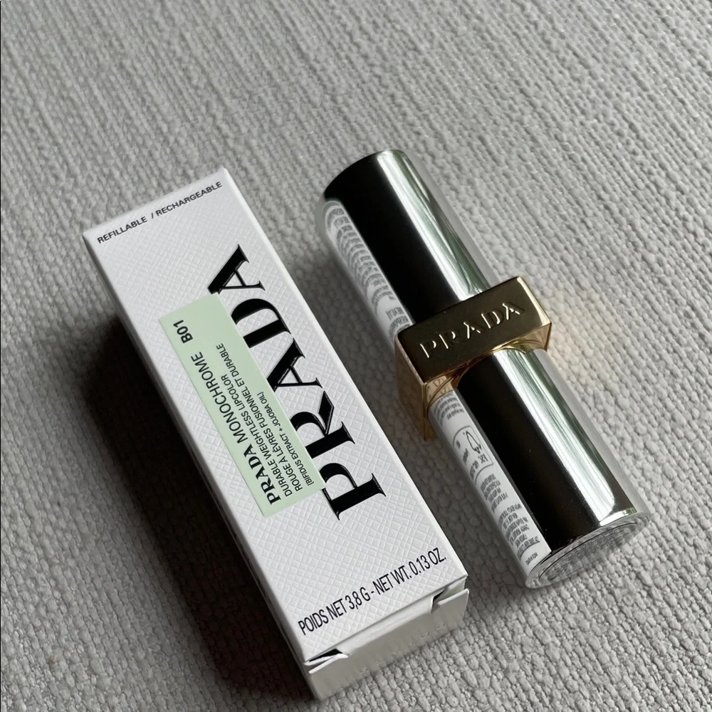 Prada Monochrome Hyper Matte Refillable Lipstick - B01 ARGILE